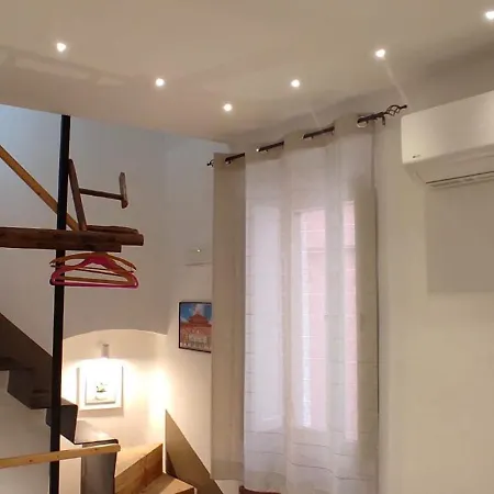 Holiday home La Follia Dell'architetto *
