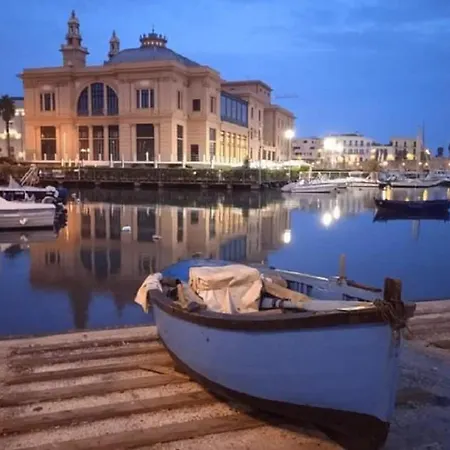 La Follia Dell'architetto Bari